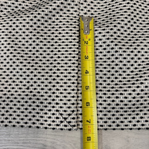 Calvin Klein Pencil Skirt with Black and White Geometric Design Size 6P - Picture 9 of 17